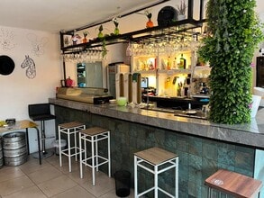 Retail in Madrid, Madrid for lease Interior Photo- Image 1 of 4