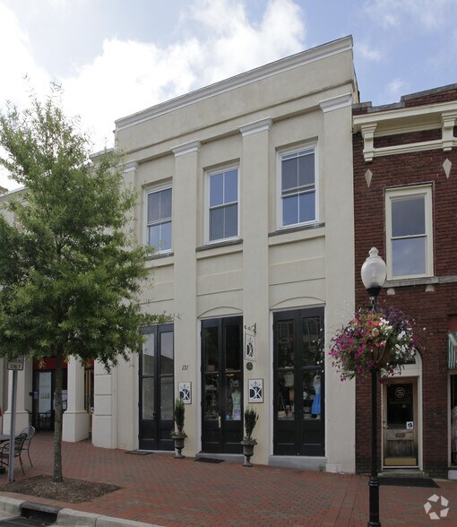 131 W Main St, Spartanburg, SC à louer - Photo du bâtiment - Image 2 de 2