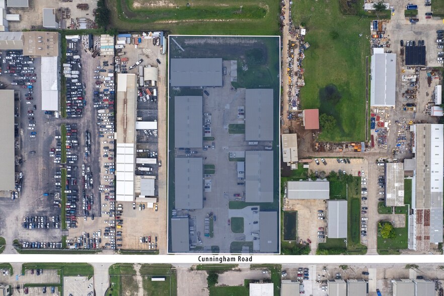 5850 Cunningham Rd, Houston, TX à louer - Aérien - Image 3 de 7