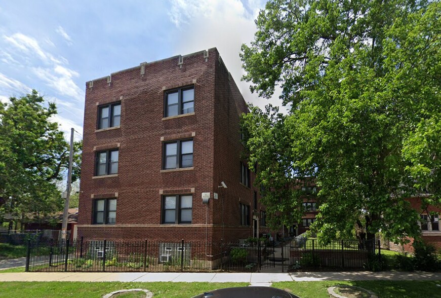 7342 Kingston Ave, Chicago, IL à vendre - Photo du bâtiment - Image 1 de 5