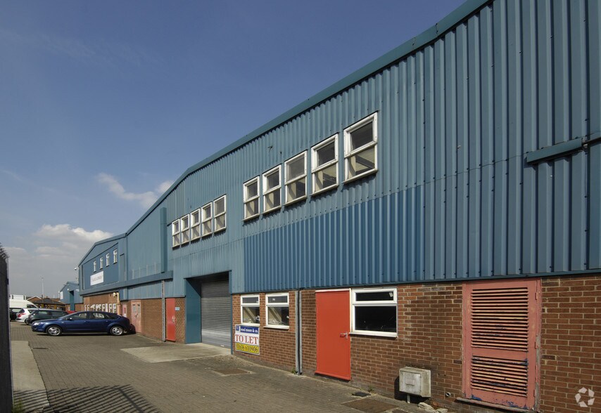 Brunel Dr, Newark à louer - Photo du bâtiment - Image 3 de 4