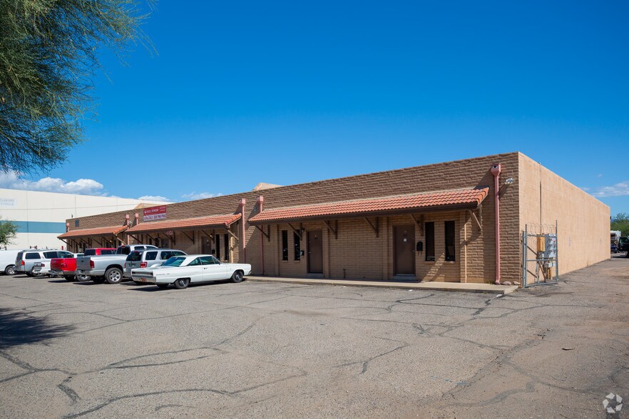 4101 S Longfellow Ave, Tucson, AZ for lease - Primary Photo - Image 1 of 12