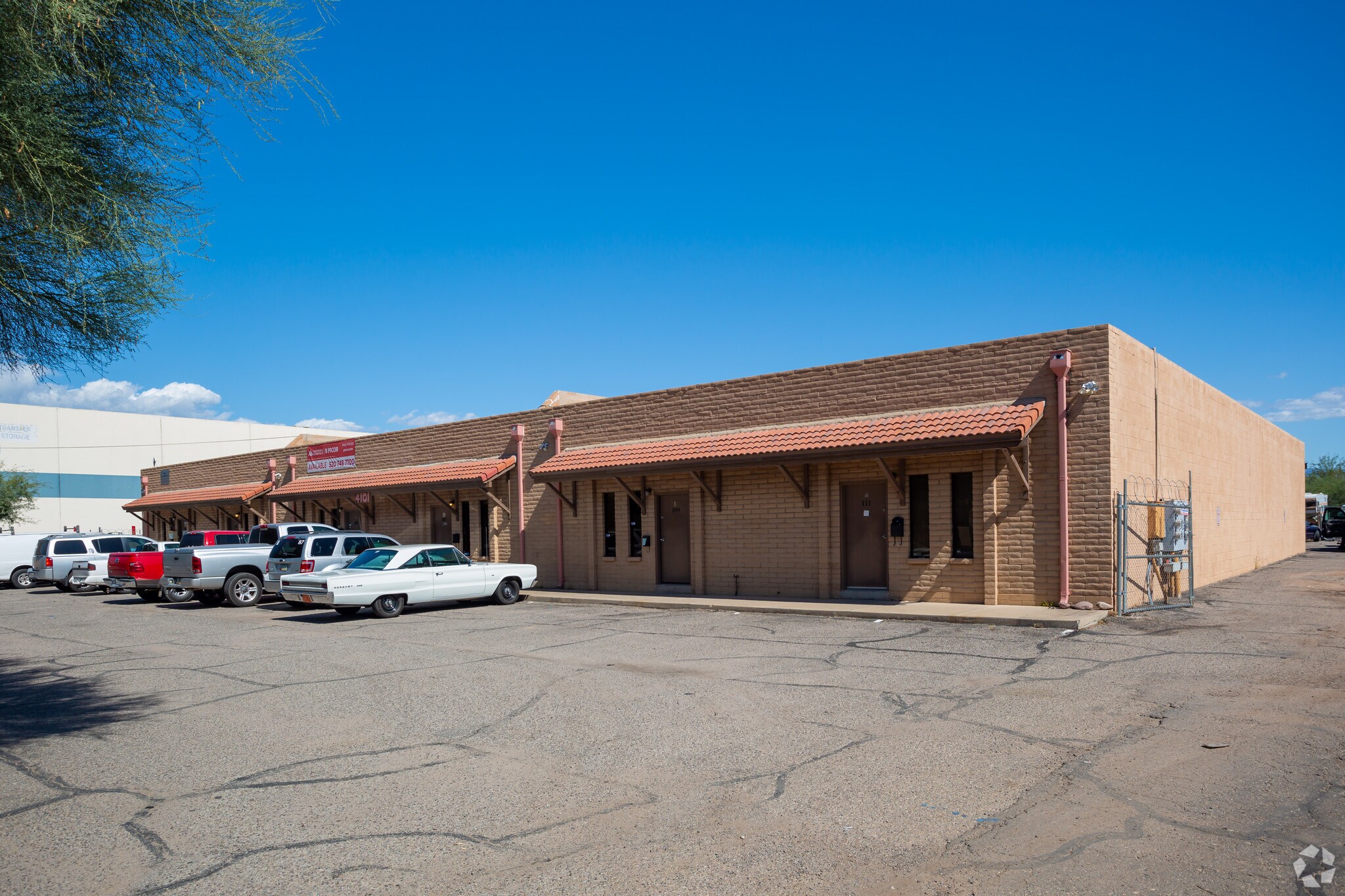 4101 S Longfellow Ave, Tucson, AZ à louer Photo principale- Image 1 de 13