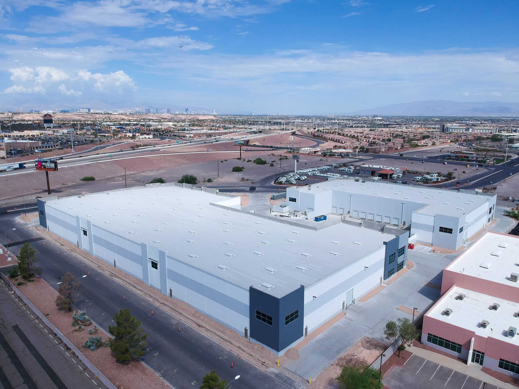 500 N Gibson rd, Henderson, NV for sale Building Photo- Image 1 of 1