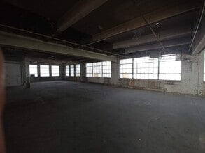 254 Elizabeth Ave, Newark, NJ for lease Interior Photo- Image 1 of 3
