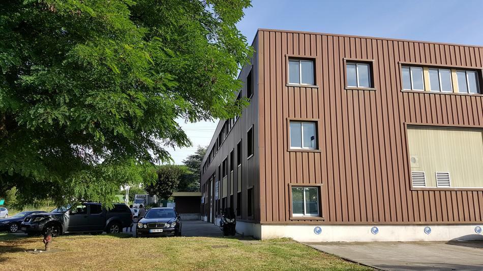 Office in Neuilly-sur-Marne for lease - Building Photo - Image 3 of 19