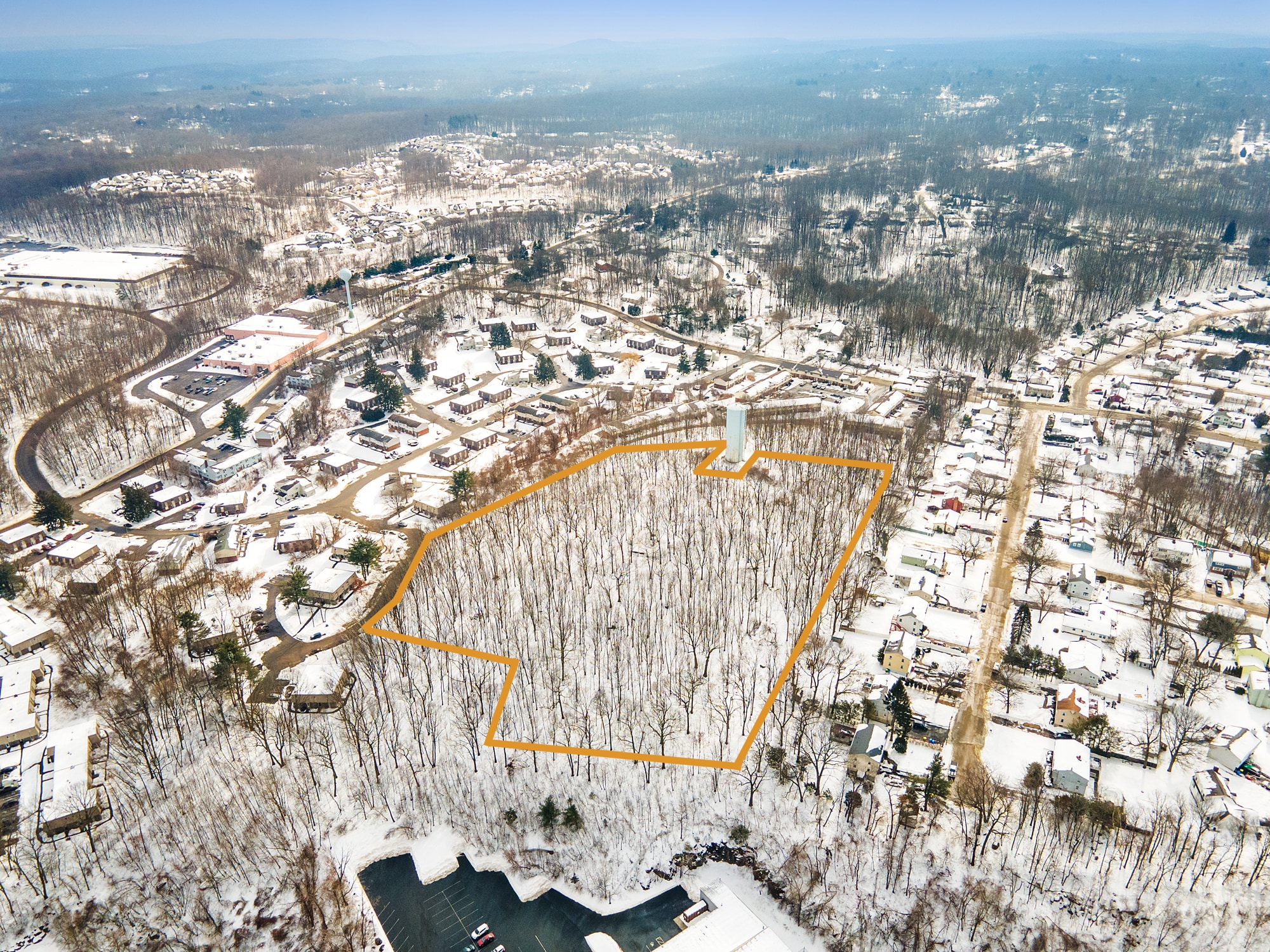 Vivian Dr, Waterbury, CT for sale Primary Photo- Image 1 of 6