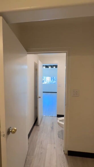 3432-3434 University Ave, San Diego, CA for lease - Commercial Listing Video - Image 2 of 15