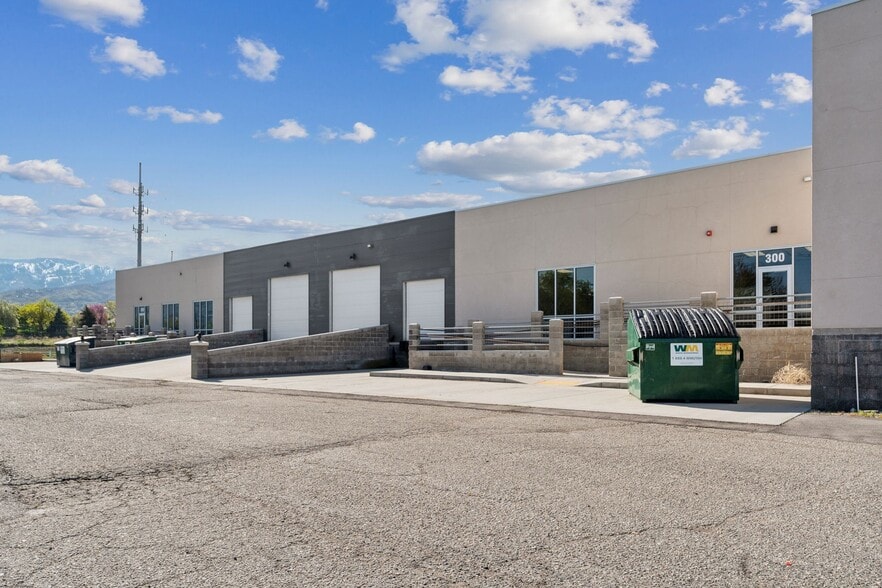 999 W 1500 S, Woods Cross, UT for lease - Building Photo - Image 2 of 14