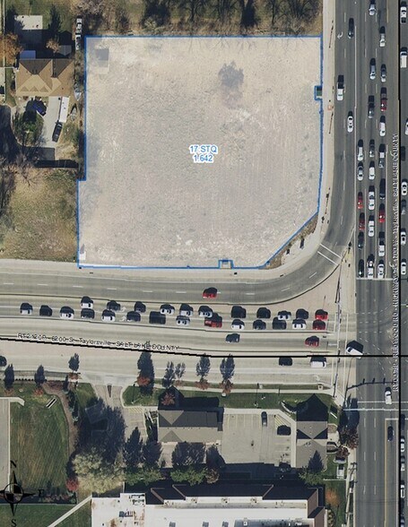 Redwood Rd Portfolio portefeuille de 2 propriétés à vendre sur LoopNet.ca - Photo principale - Image 1 de 2