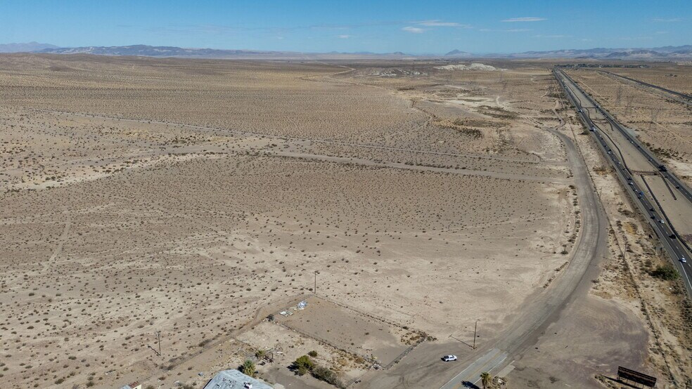 36801 Minneola Rd, Yermo, CA à vendre - Aérien - Image 2 de 23