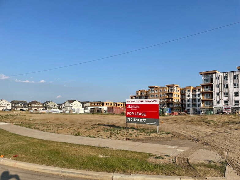 10059 231st St, Acheson, AB à louer - Photo du bâtiment - Image 3 de 5