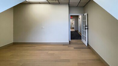 51 Depot St, Watertown, CT à louer Photo intérieure- Image 2 de 6