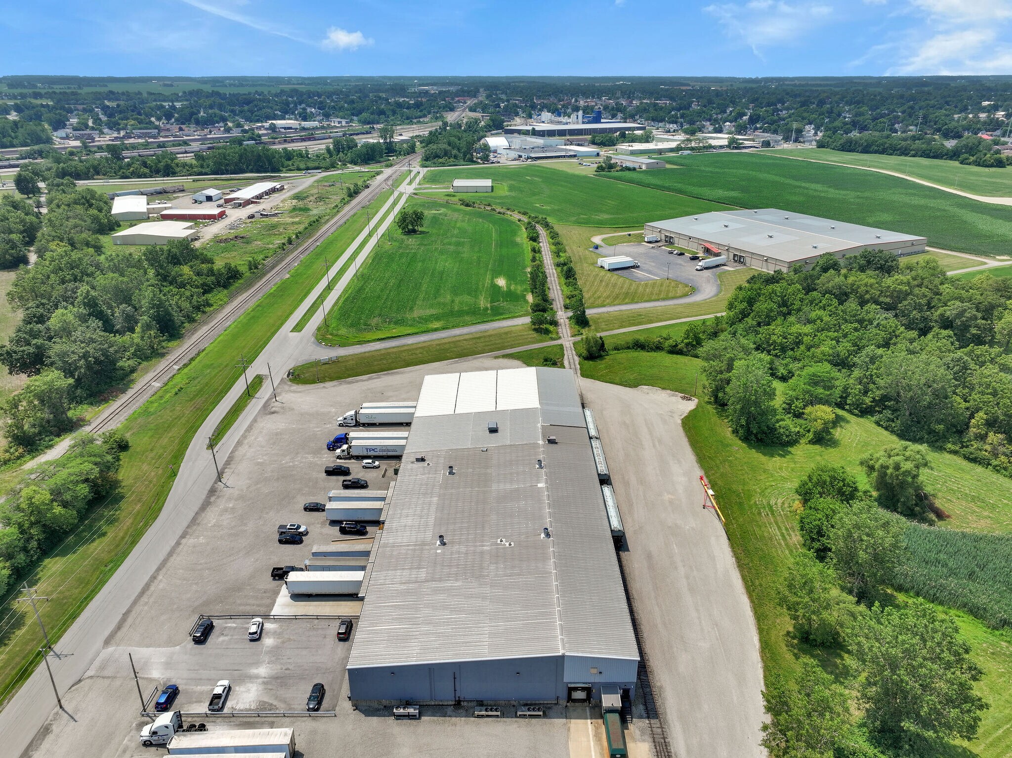 400 Great Lakes Pky, Bellevue, OH à vendre Photo principale- Image 1 de 61