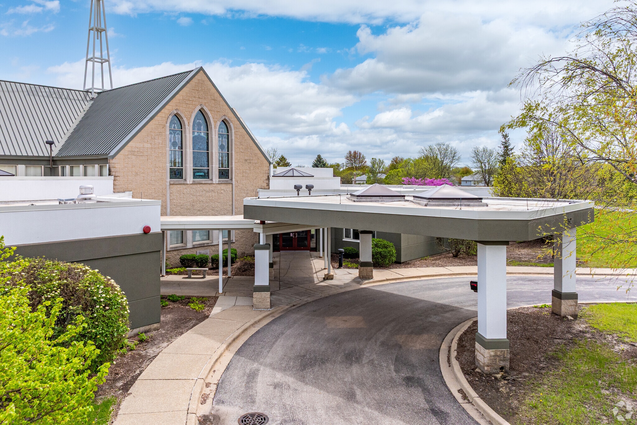 1852 95th St, Naperville, IL à vendre Photo principale- Image 1 de 20