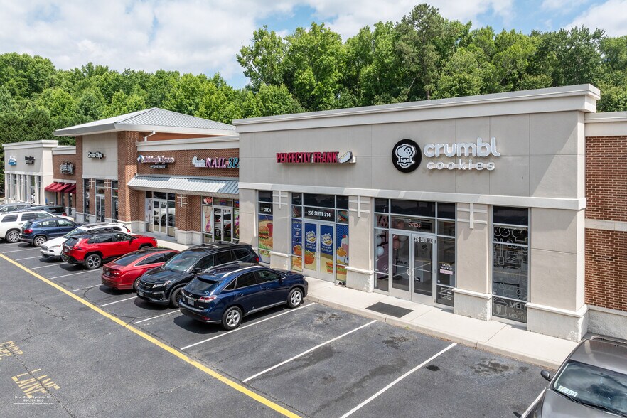 236 Carmichael Way, Chesapeake, VA for lease - Building Photo - Image 1 of 4