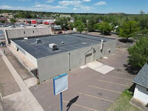 811 N Circle Dr, Colorado Springs, CO for lease Building Photo- Image 2 of 4