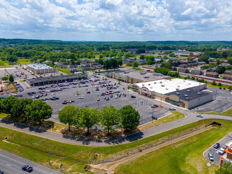 1605 Beltline Rd Sw, Decatur, AL à louer - Photo du bâtiment - Image 2 de 12