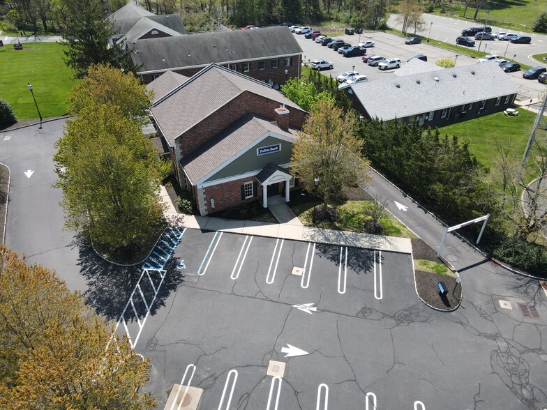 510 Main St, Chester, NJ for lease - Building Photo - Image 2 of 23