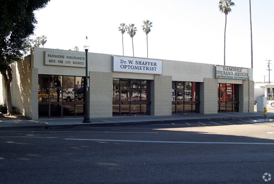 338-344 S 5th St, Oxnard, CA for lease - Building Photo - Image 2 of 4