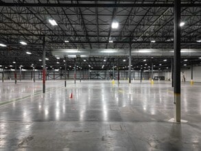 52960 W Lane Rd, Scappoose, OR for sale Interior Photo- Image 2 of 10