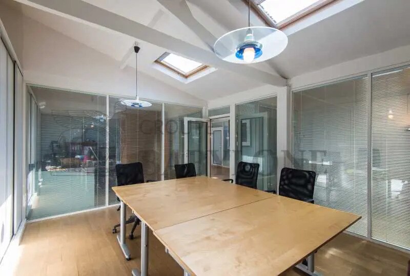 Bureau dans Puteaux à louer - Photo du bâtiment - Image 3 de 9