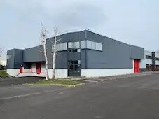 Plus de détails pour Local d'activités à louer