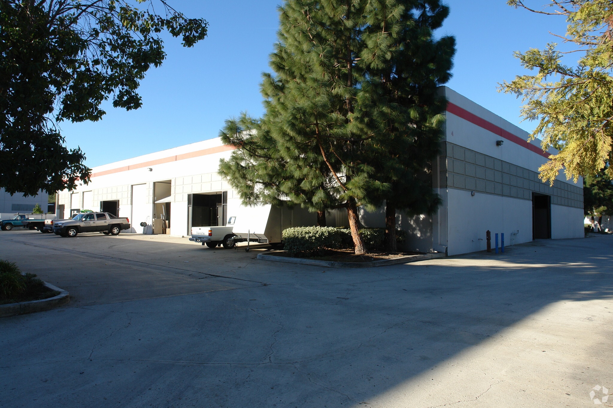 1111 Rancho Conejo Blvd, Newbury Park, CA for lease Primary Photo- Image 1 of 3