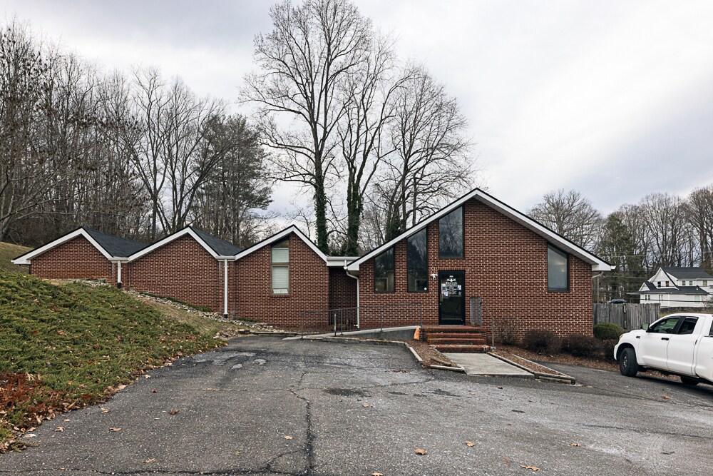 553 Highway 126, Bristol, TN for sale Primary Photo- Image 1 of 13