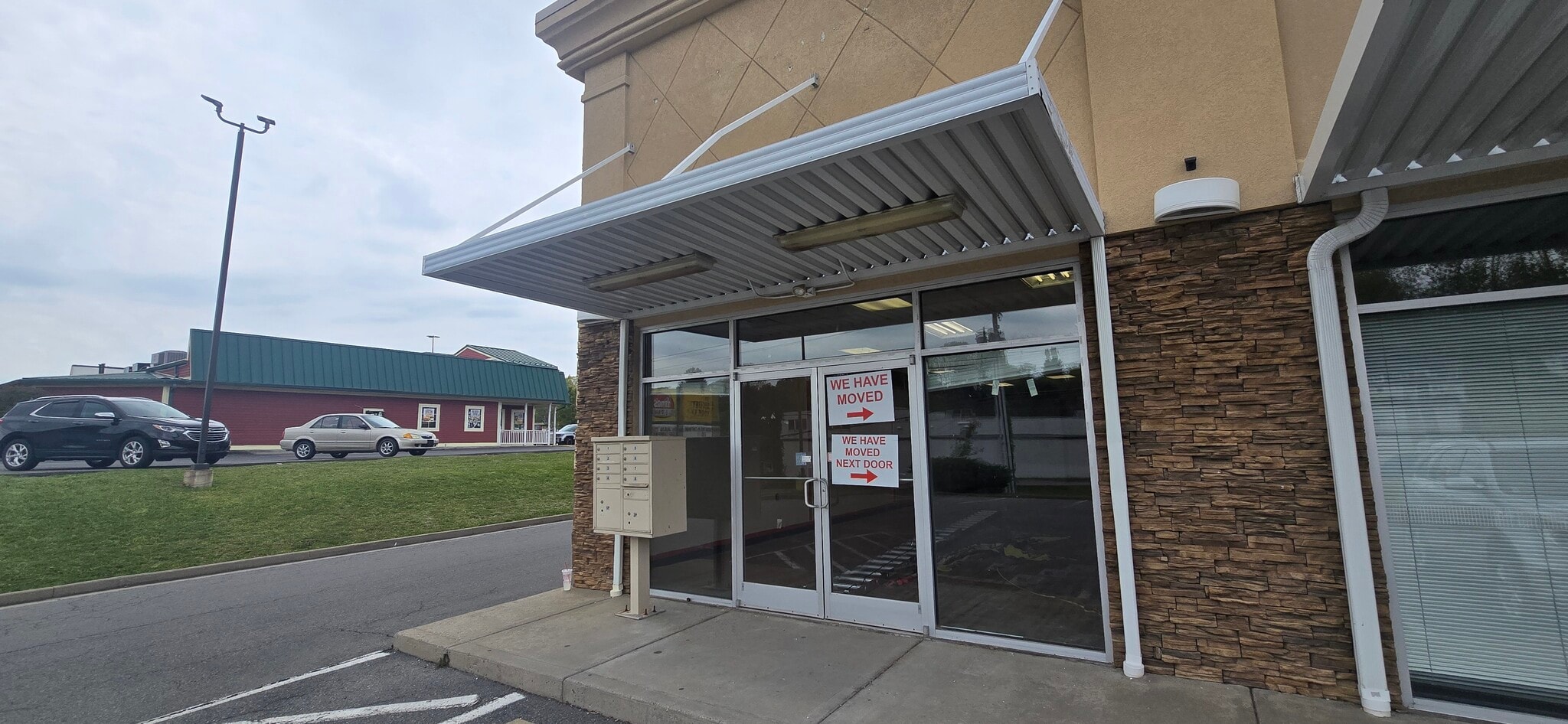 1883 Robert C Byrd Dr, Beckley, WV for lease Interior Photo- Image 1 of 5