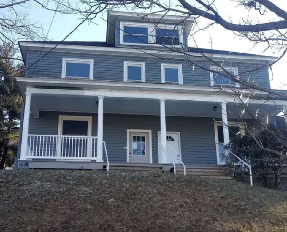 515-517 Lee Ave, Clarksburg, WV à vendre Photo du bâtiment- Image 1 de 2