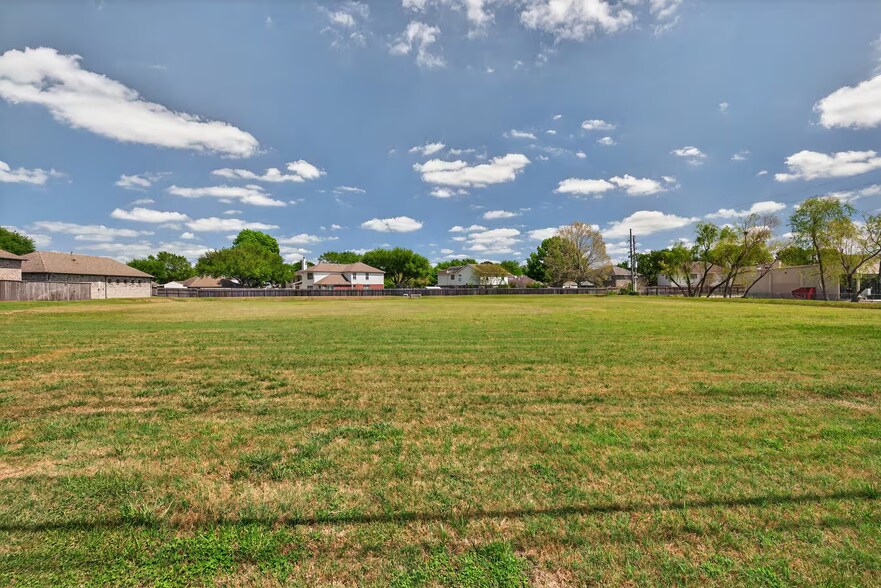 2.43ac SH 249 & Decker Prairie Rd, Pinehurst, TX à louer - Photo du bâtiment - Image 3 de 3