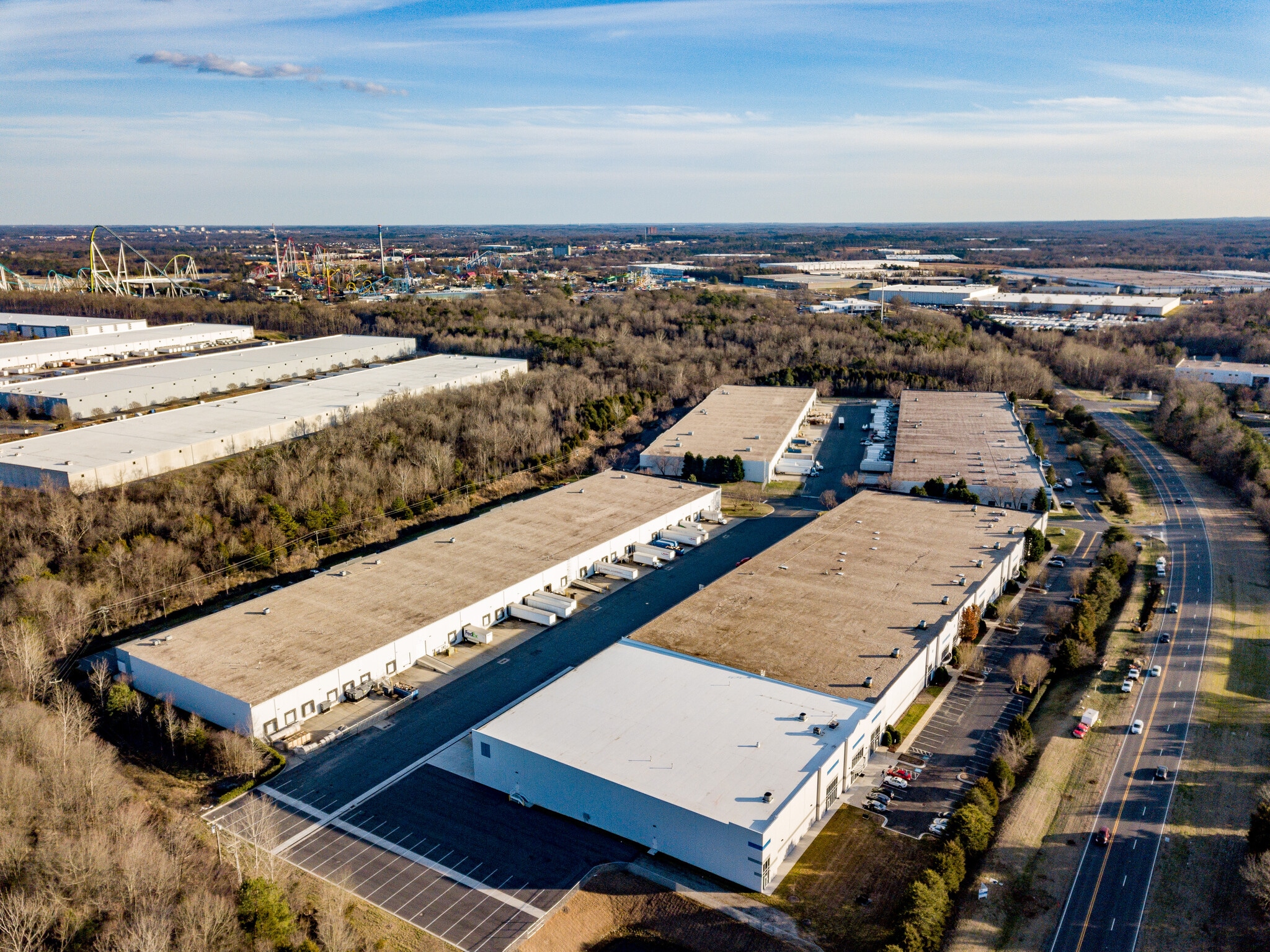 13323 Carowinds Blvd, Charlotte, NC for lease Building Photo- Image 1 of 9