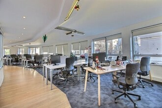 6-6 bis Rue Laferrière, Paris for lease Interior Photo- Image 1 of 14