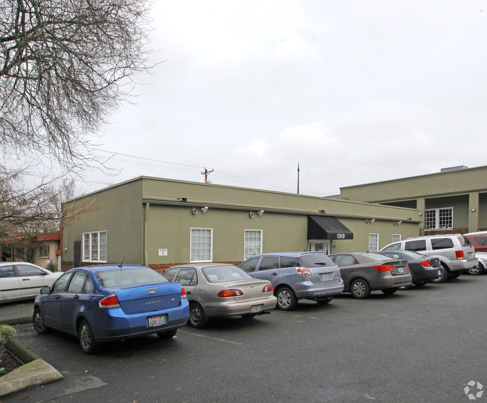 1310 SW 17th Ave, Portland, OR for lease Primary Photo- Image 1 of 8