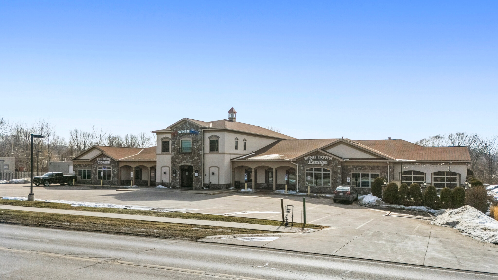 9620 Old Johnnycake Ridge Rd, Mentor, OH for sale Primary Photo- Image 1 of 26