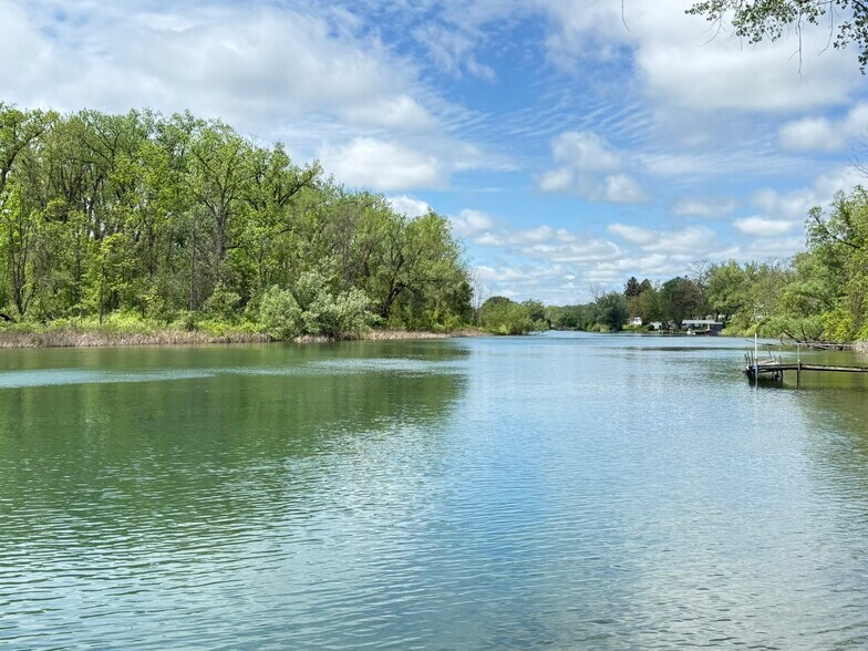 984 Waterloo Geneva Rd, Waterloo Township, NY à vendre - Photo du bâtiment - Image 1 de 32