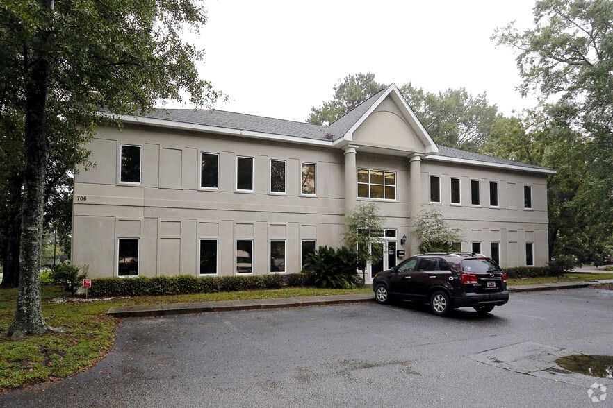 706 Orleans Rd, Charleston, SC for lease - Building Photo - Image 3 of 7