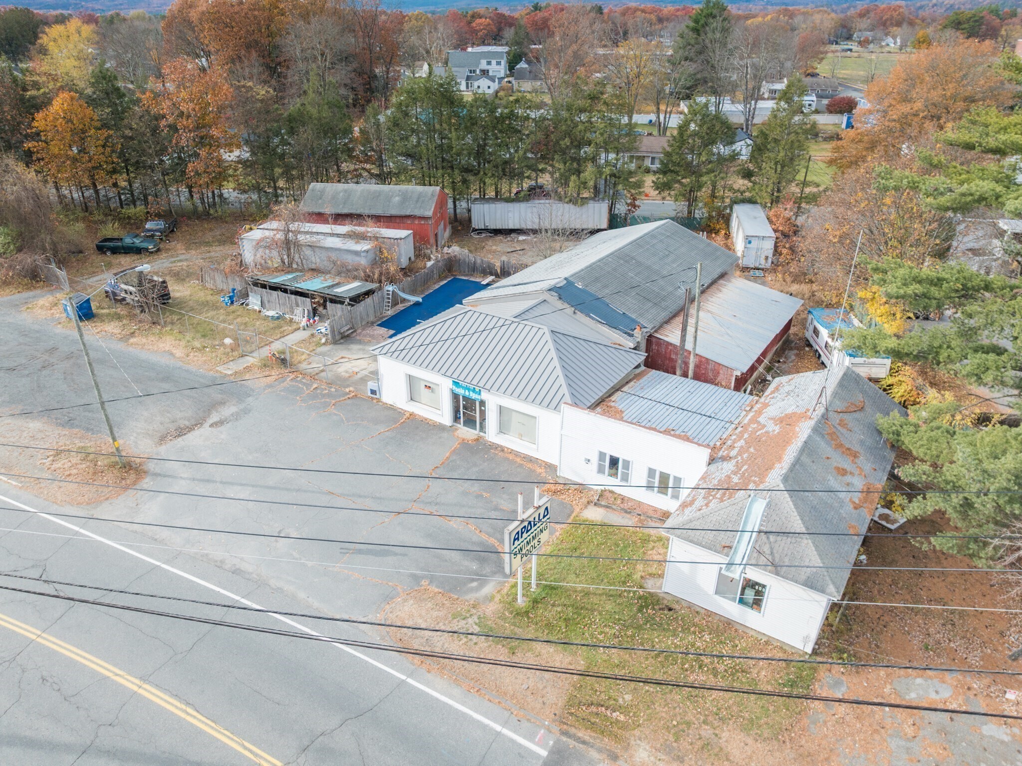 72 Unity St, Turners Falls, MA à vendre Photo du bâtiment- Image 1 de 43