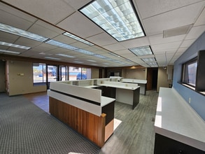 1093 Appleton Rd, Menasha, WI for sale Interior Photo- Image 2 of 16