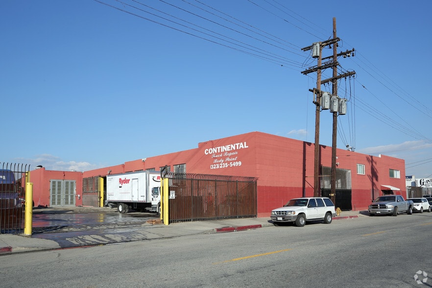 2021 E 25th St, Los Angeles, CA for sale - Interior Photo - Image 1 of 14