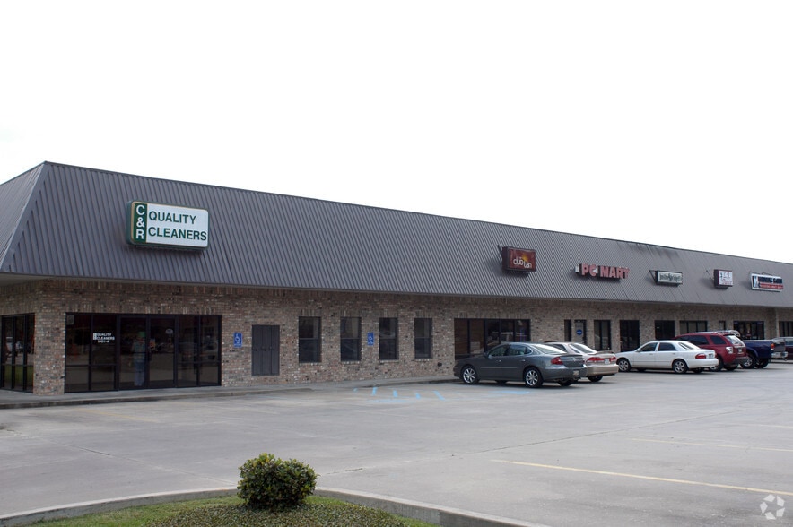 1501 Kaliste Saloom Rd, Lafayette, LA à louer - Photo principale - Image 1 de 1