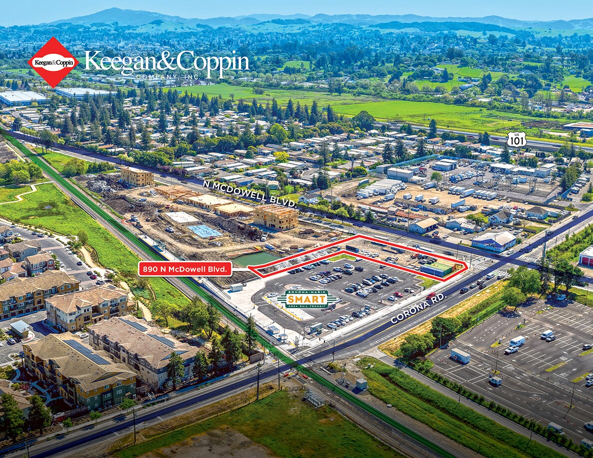 890 N McDowell Blvd, Petaluma, CA à vendre Photo principale- Image 1 de 2