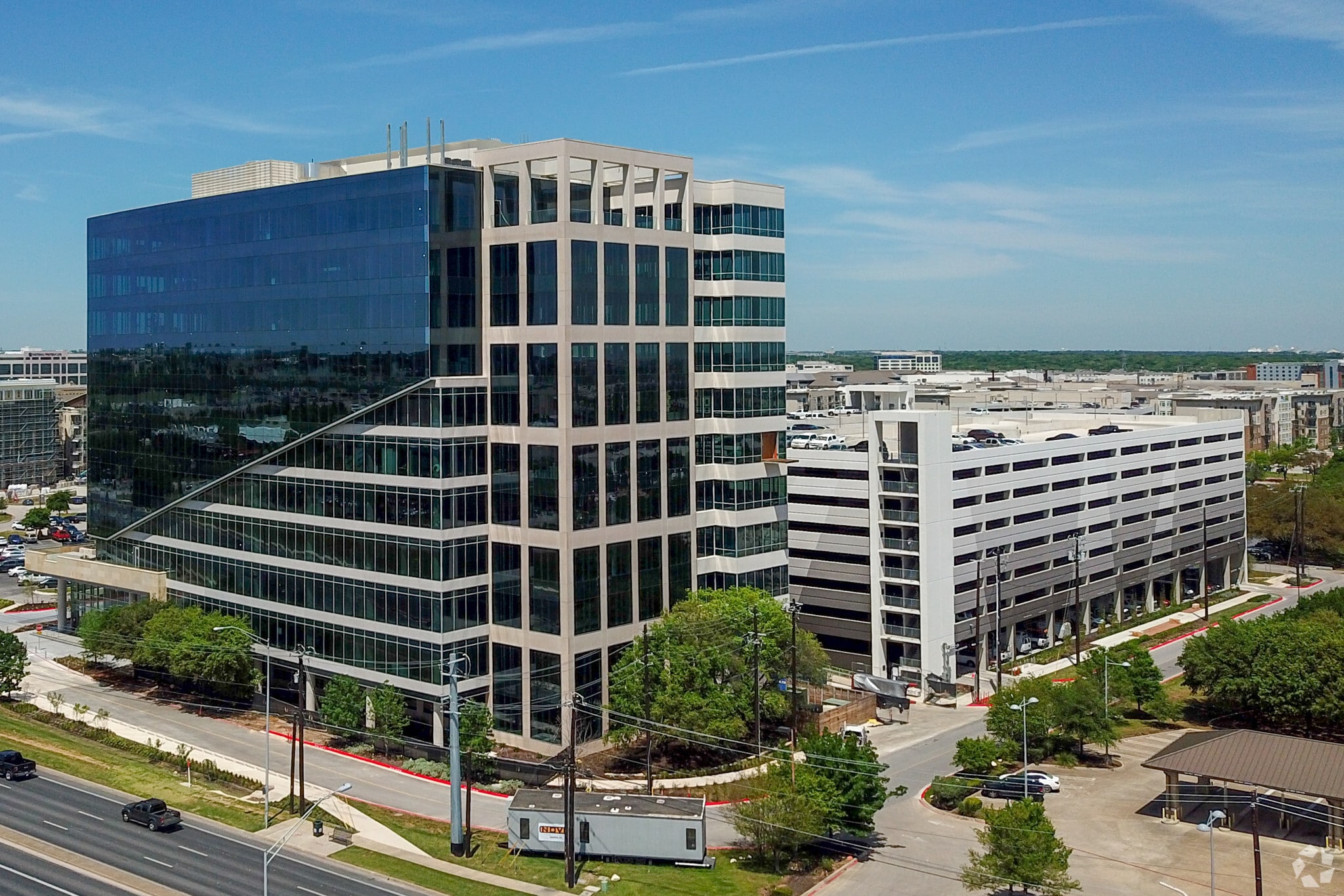 10721 Domain Dr, Austin, TX à louer Photo du bâtiment- Image 1 de 8