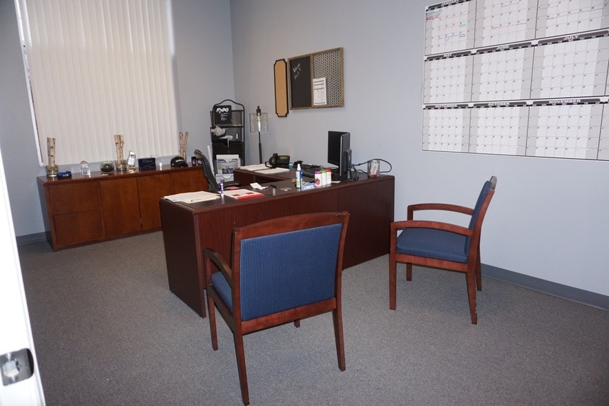 197 Byers Creek Rd, Mooresville, NC for lease - Interior Photo - Image 2 of 10
