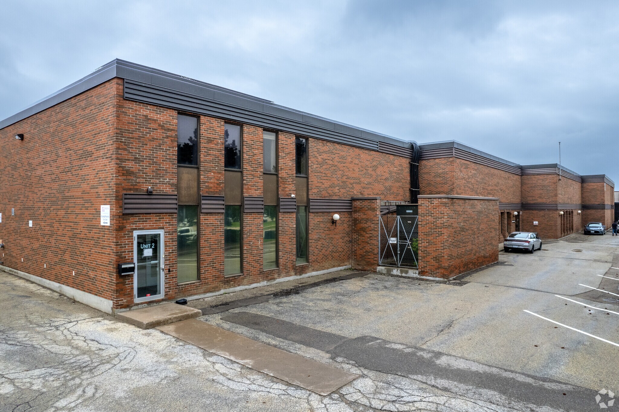 120 Spinnaker Way, Concord, ON for lease Primary Photo- Image 1 of 3