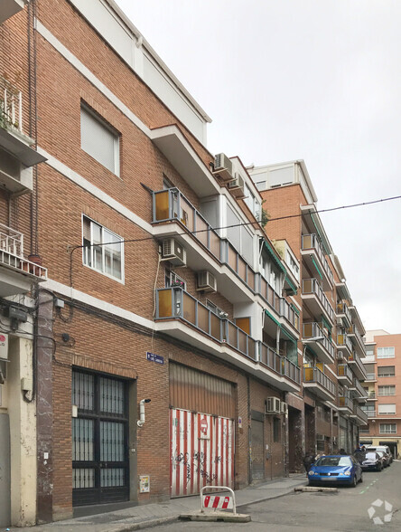 Calle De Luis Cabrera, 92, Madrid, Madrid for lease - Building Photo - Image 2 of 2