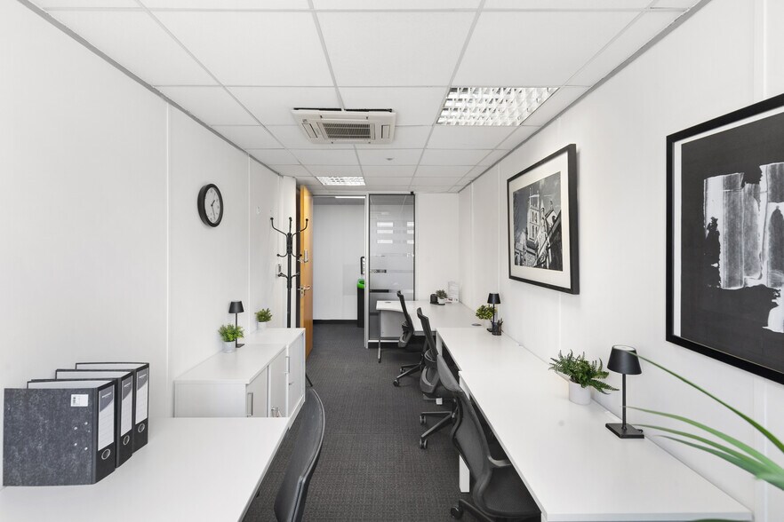 100 Borough High St, London for lease - Interior Photo - Image 2 of 19