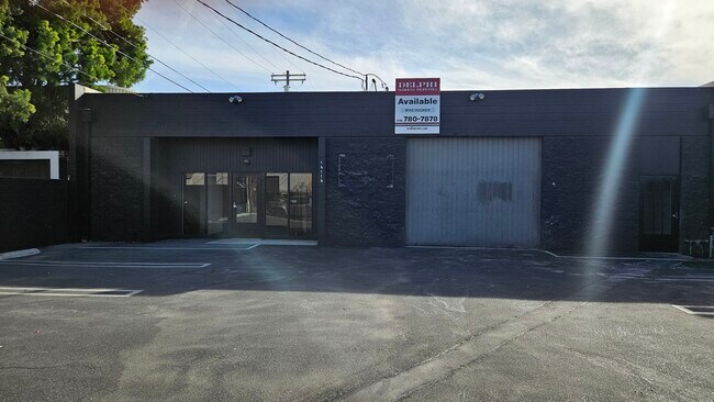 More details for 16116 Covello St, Van Nuys, CA - Industrial for Lease