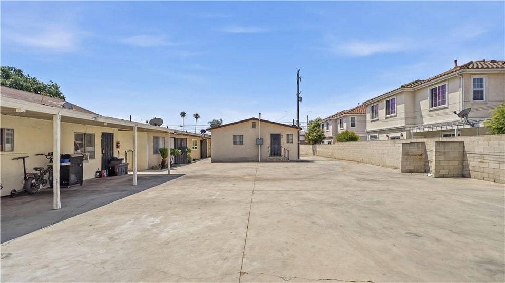 11133 Klingerman St, El Monte, CA à vendre - Photo du bâtiment - Image 2 de 57
